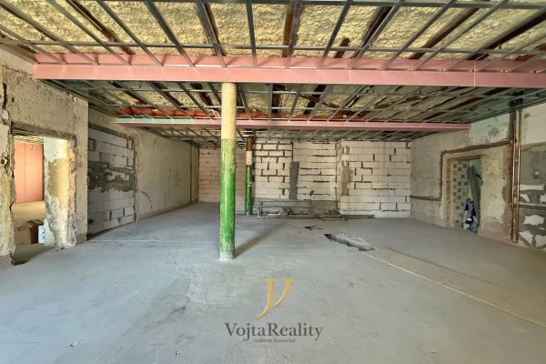 1920x1920wm1-086bc-pronajem-obchodni-prostory-200-m2-olomouc-chvalkovice-img-2393-b8dc35d8d6-1880434758-1