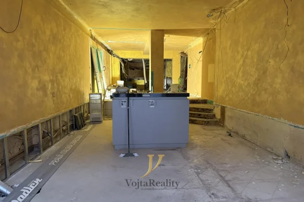 1920x1920wm1-08b34-pronajem-obchodni-prostory-150m2-olomouc-mesto-img-9630-06a335d8d6-1866365622