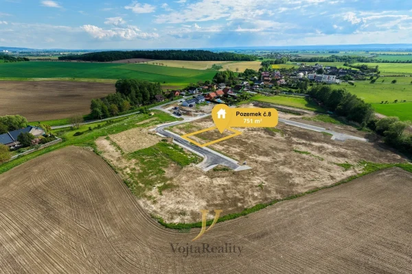 1920x1920wm1-09166-prodej-pozemek-pro-bydleni-c-8-751m2-komarov-dji-20260519162849-0226-d-1-0a13014344-2280961645