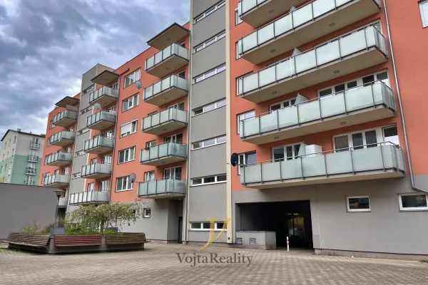 1920x1920wm1-0e90a-img-4426-e7bc014344-3395308703