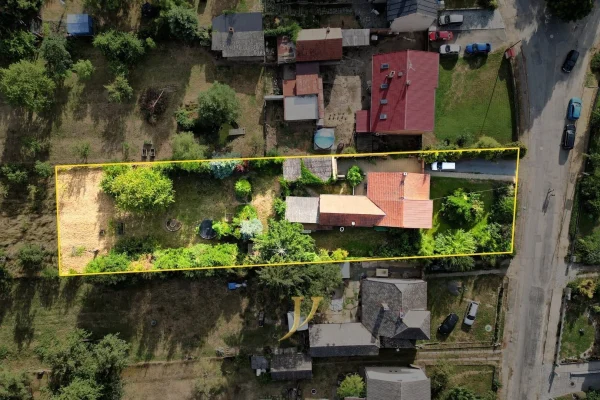 1920x1920wm1-0f2f6-prodej-rodinneho-domu-160-m2-cholina-dji-0748-b-b59f014344-1940749403