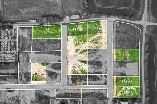 1920x1920wm1-20ff4-prodej-pozemky-pro-bydleni-780-m2-majetin-dji-0976-parcely-19-5-vymery-dfa135d8d6-3787196734-1