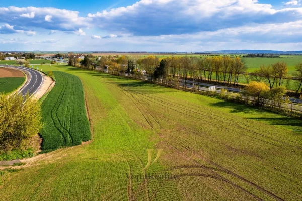 1920x1920wm1-26d91-prodej-komercni-pozemky-5-727-m2-uncovice-26-04-2023-vojta-reality-unicovice-5-51c835d8d6-3129972533