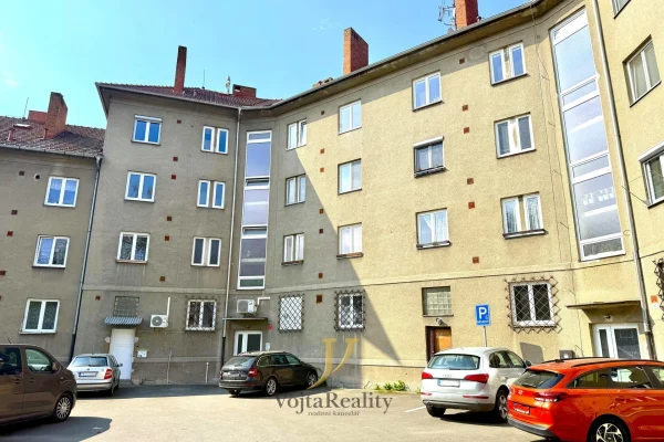 1920x1920wm1-2d1a8-pronajem-byty-3-1-86-m2-olomouc-hejcin-img-1901-c5e1014344-1792998221