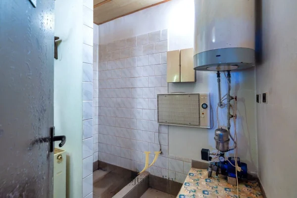 1920x1920wm1-2e661-prodej-rodinne-domy-144-m2-pozemek-1301-m2-hruba-voda-bd9a1805-hdr-155535d8d6-1104484555