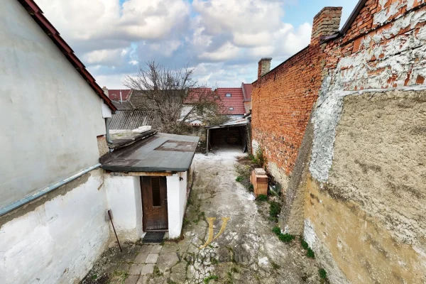 1920x1920wm1-306ac-prodej-rodinneho-domu-117-m2-pozemek-282-m2-blatec-dji-20260325150558-0092-d-f43135d8d6-3928251531