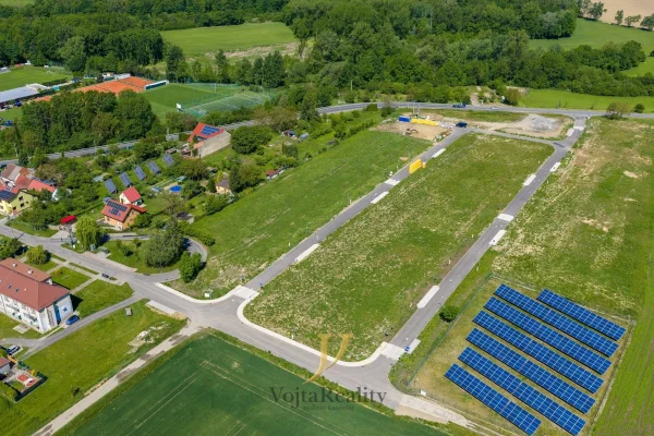 1920x1920wm1-31101-prodej-stavebniho-pozemku-811-1130-m2-prerov-kozlovice-dji-20260520103859-0433-d-7adb014344-3457689651