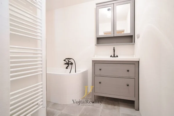 1920x1920wm1-32d62-prodej-rodinneho-domu-280-m2-rudna-pod-pradedem-stara-rudna-dsc00909-e4cd35d8d6-1515913277