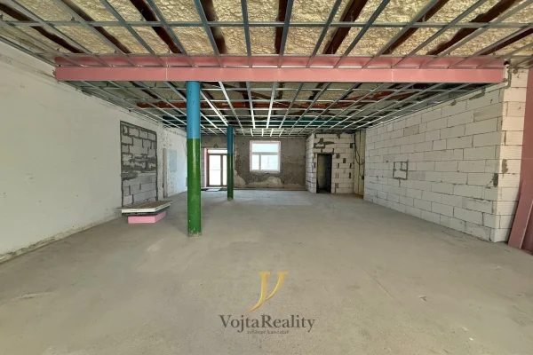 1920x1920wm1-3bd5f-pronajem-obchodni-prostory-200-m2-olomouc-chvalkovice-img-2383-3aa035d8d6-3739366832-1