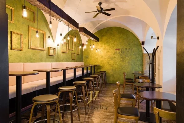 1920x1920wm1-4071b-pronajem-bar-53-m2-dolni-namesti-olomouc-img-2124-eb3c35d8d6-1382648615