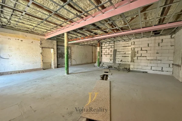 1920x1920wm1-43c67-pronajem-obchodni-prostory-200-m2-olomouc-chvalkovice-img-2395-797235d8d6-1247874440-1