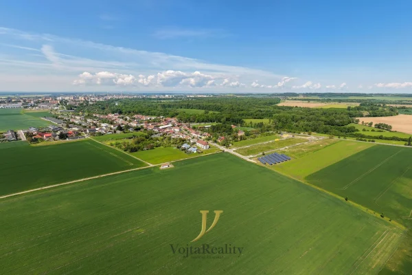 1920x1920wm1-44781-prodej-stavebniho-pozemku-811-1130-m2-prerov-kozlovice-dji-20260520103811-0430-d-c8bb014344-3686813954