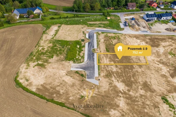 1920x1920wm1-45db0-prodej-pozemek-pro-bydleni-c-9-752m2-komarov-dji-20260519162455-0214-d-1-af09014344-4223184825