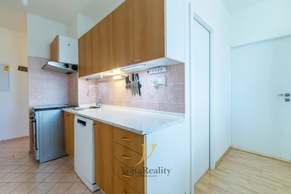 1920x1920wm1-48b0f-prodej-bytu-3-1-63-m2-olomouc-nova-ulice-047a0412-hdr-45ab35d8d6-1443926456