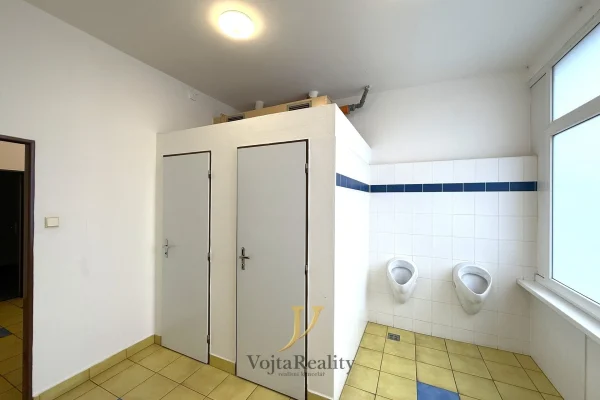 1920x1920wm1-4c0ba-pronajem-kancelarske-prostory-203-m2-zeleznicni-olomouc-img-1167-31d635d8d6-3455574735