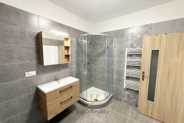 1920x1920wm1-4c138-pronajem-bytu-2-kk-78-m2-prostejov-img-3329-417a014344-3274348796