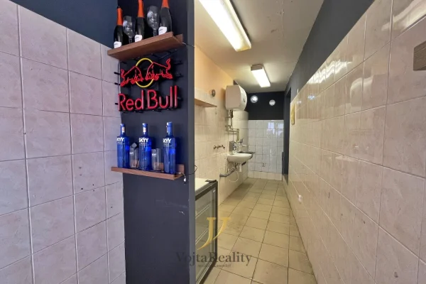 1920x1920wm1-4ea8b-pronajem-komercni-prostory-20m-olomouc-mesto-img-3393-ece735d8d6-1728467537