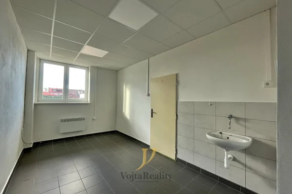 1920x1920wm1-595a8-pronajem-sklady-270-m2-olomouc-lazce-img-8452-756e014344-3817962165