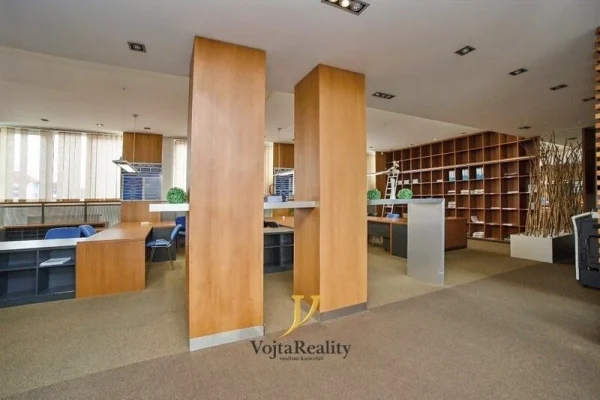 1920x1920wm1-59614-pronajem-kancelare-180m2-olomouc-nova-ulice-13-8f9e35d8d6-735519142-1