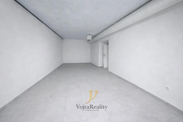 1920x1920wm1-5d2af-pronajem-obchodni-prostory-150m2-olomouc-mesto-chatgpt-image-11-2-2026-12-54-18-effd35d8d6-442962877