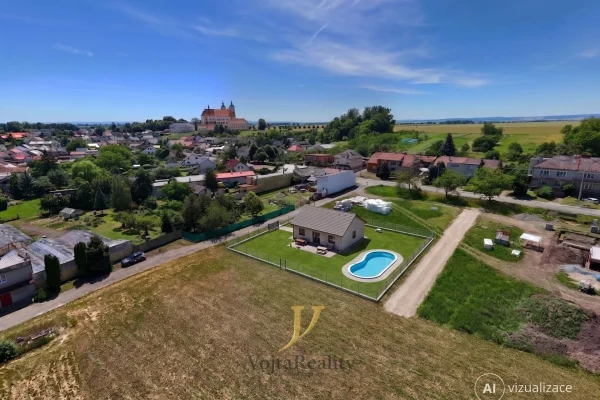 1920x1920wm1-5e7be-prodej-stavebniho-pozemku-765-m2-dub-nad-moravou-domek-vizualizace-23b9014344-4227182890