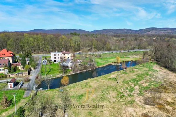 1920x1920wm1-6938a-prodej-mlyn-1202-m2-pozemek-16-256-m2-daskabat-dji-0237-1b8035d8d6-1911001025-1