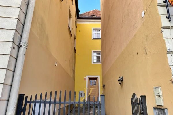 1920x1920wm1-6e800-pronajem-bytu-1-kk-35-m2-zamecnicka-olomouc-img-1081-746a014344-1910357863