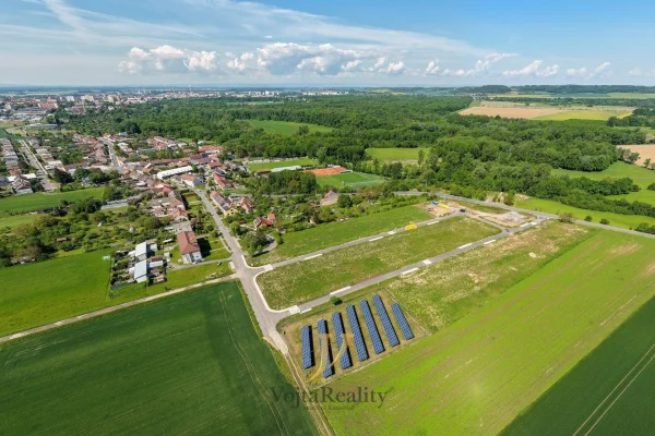 1920x1920wm1-6e9c8-prodej-stavebniho-pozemku-811-1130-m2-prerov-kozlovice-dji-20260520103936-0435-d-e8dc014344-3077141072