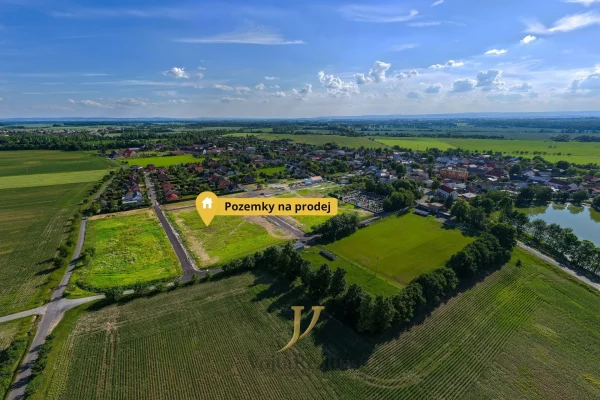 1920x1920wm1-6fed2-prodej-pozemky-pro-bydleni-771-1-274-m2-majetin-dji-20260602171627-0547-d-4-9ffc014344-1445405336