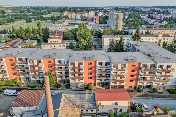 1920x1920wm1-72cdf-pronajem-byty-2-kk-42m2-olomouc-dji-20260713192639-0301-d-hdr-f378014344-1876050953