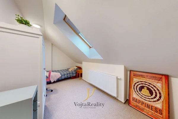 1920x1920wm1-72d6e-prodej-rodinne-domy-6-kk-209m2-pozemek-2132m2-olomouc-holice-0aed35d8d6-2862027359