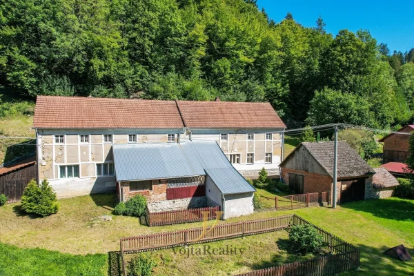 1920x1920wm1-75011-prodej-rodinne-domy-97-m2-pozemek-7287-m2-hvozd-vojtechov-dji-0048-0c6735d8d6-397646704-1