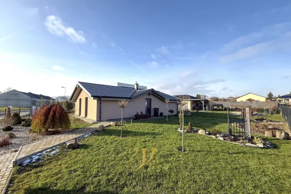 1920x1920wm1-76f9c-prodej-rodinne-domy-75-m2-pozemek-804-m2-mohelnice-podoli-img-0204-825535d8d6-1452601240