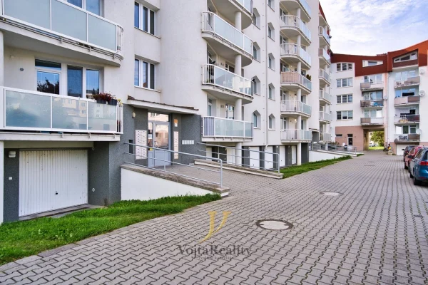 1920x1920wm1-77256-prodej-byty-2-kk-57m2-15m2-terasa-loudova-olomouc-dsc07292-a2d335d8d6-2286895859