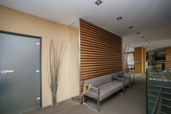 1920x1920wm1-7a35f-pronajem-kancelare-180m2-olomouc-nova-ulice-5-2d2835d8d6-1931413476-1