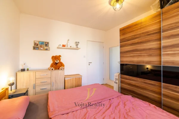 1920x1920wm1-7c0f3-prodej-bytu-3-1-63-m2-olomouc-nova-ulice-047a0313-hdr-969635d8d6-3625347113