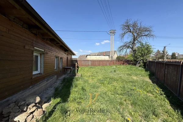 1920x1920wm1-7d0a4-prodej-rodinne-domy-48-m2-pozemek-390-m2-zvole-img-2015-cc17014344-3542028830