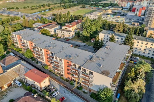 1920x1920wm1-83690-pronajem-byty-2-kk-42m2-olomouc-dji-20260713192700-0311-d-hdr-d5d9014344-2638264253