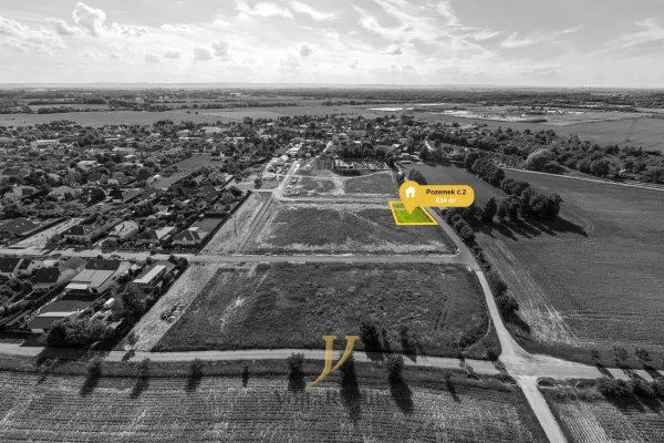 1920x1920wm1-87ca7-prodej-pozemek-pro-bydleni-c-2-834-m2-majetin-dji-20260602171556-0546-d-1-d0b1014344-3928748967