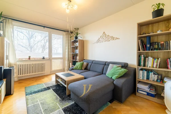 1920x1920wm1-89906-prodej-bytu-3-1-63-m2-olomouc-nova-ulice-047a0220-hdr-7b3c35d8d6-985505801