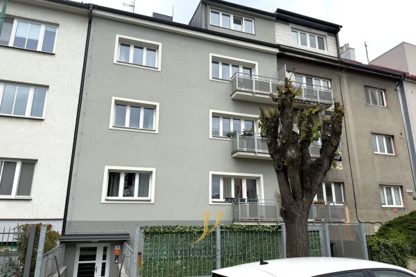 1920x1920wm1-8f7a5-pronajem-byt-1-kk-28m2-olomouc-lazce-img-7879-f723014344-901383872