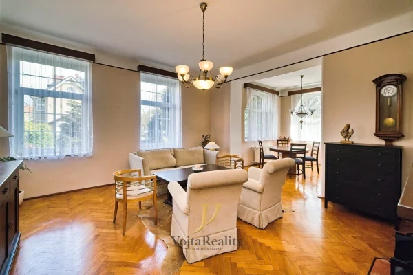 1920x1920wm1-9e90f-prodej-vila-440-m2-olomouc-lazce-bd9a4996-b8f535d8d6-581476051-1