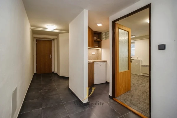 1920x1920wm1-a2b9f-pronajem-kancelare-65m2-olomouc-hodolany-pand7640-4f3435d8d6-257336957