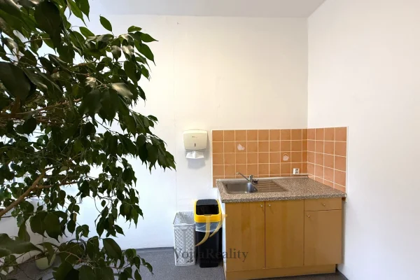 1920x1920wm1-ac640-pronajem-kancelarske-prostory-129-m2-zeleznicni-olomouc-img-1168-9ee635d8d6-1274954731