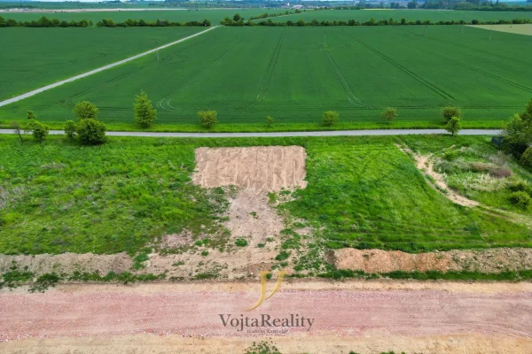 1920x1920wm1-ad6ad-prodej-pozemky-pro-bydleni-780-m2-majetin-dji-0981-c32d35d8d6-3717877188-1