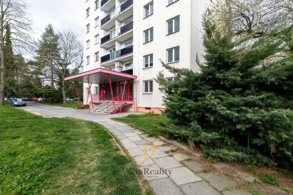 1920x1920wm1-af07e-prodej-bytu-3-1-63-m2-olomouc-nova-ulice-047a0475-017535d8d6-729405187