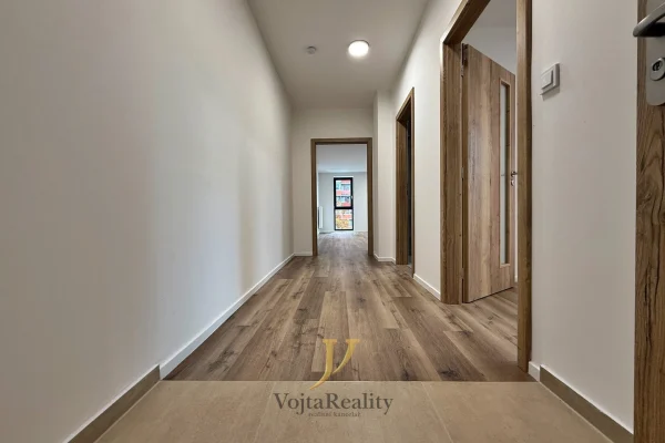 1920x1920wm1-b80a0-pronajem-bytu-2-kk-61-m2-olomouc-povel-img-6681-e23b35d8d6-1861848789