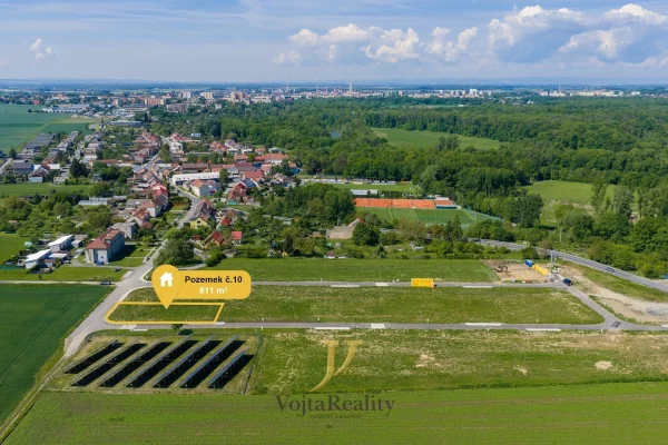 1920x1920wm1-ba299-prodej-stavebniho-pozemku-c-10-811-m2-prerov-kozlovice-dji-20260520103711-0427-d-1-e4c0014344-1214106132