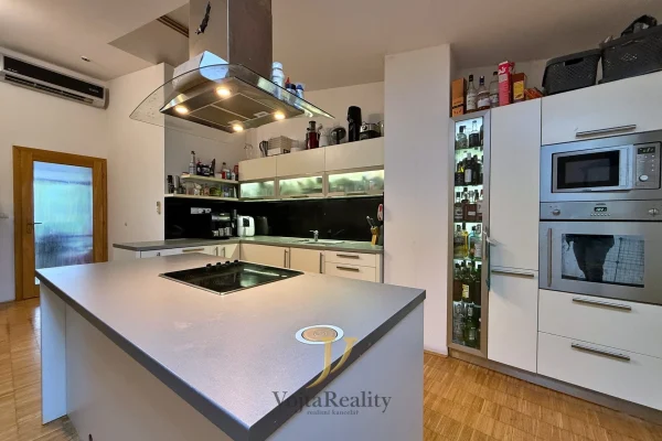 1920x1920wm1-bbea4-pronajem-bytu-1-1-80-m2-olomouc-img-9223-4ff135d8d6-1229020298