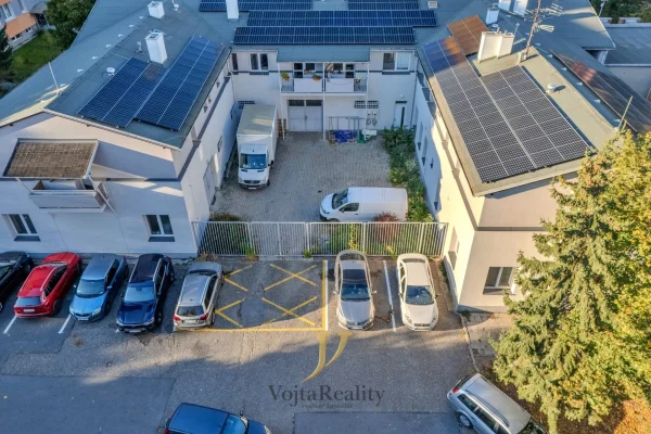 1920x1920wm1-bd9bf-pronajem-byty-55m2-olomouc-klasterni-hradisko-dji-20261013162649-0125-d-hdr-e858014344-3076826042